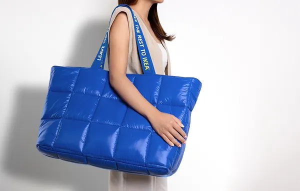 新加坡 IKEA 創意改造經典購物袋