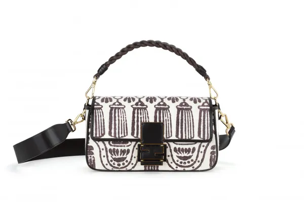 FENDI Baguette「Hand in Hand」匠心工藝展