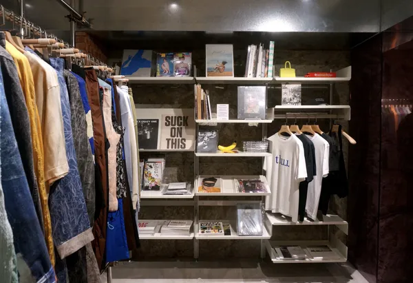 store PLATEAU