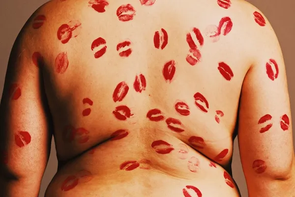 Zhong Lin 鍾靈《I Got Your Back》攝影特展