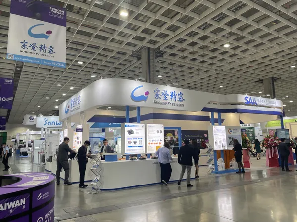 家登精密看準數位勞動力的巨大營運力增援，導入EMILY.RPA流程自動化機器人來執行重複性工作.jp