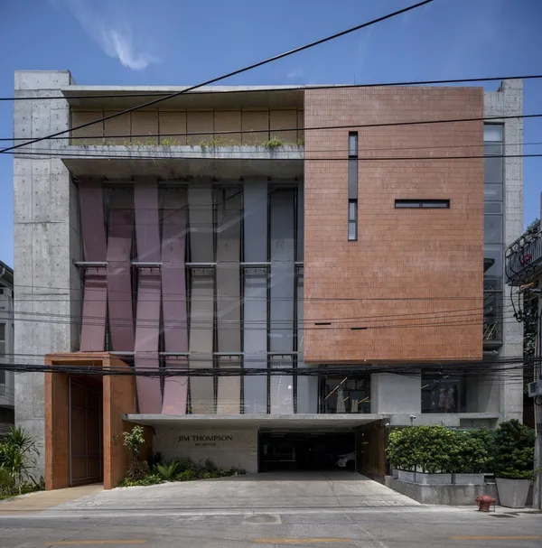 來趟充滿泰國風情的建築之旅吧！探究國家級場館、藝術中心與街道地景的曼谷建築
