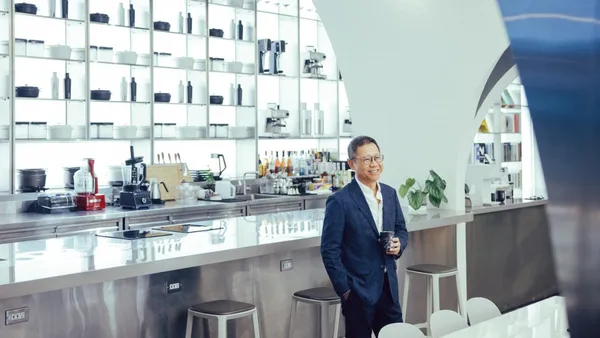 不再只是代理商！設計如何介入組織轉型，企業文化如何驅動體驗升級？專訪恆隆行董事長 陳政鴻