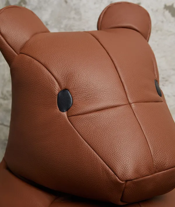Bottega Veneta 動物椅