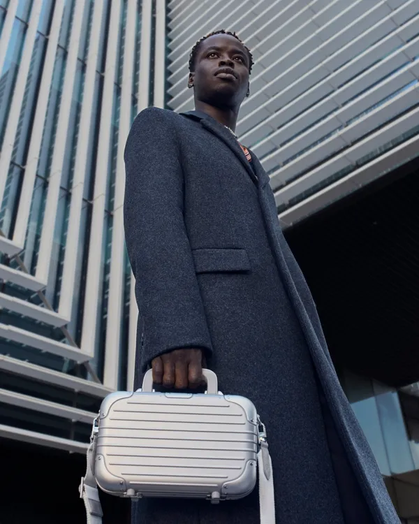 RIMOWA 推出鋁製 Original Bag