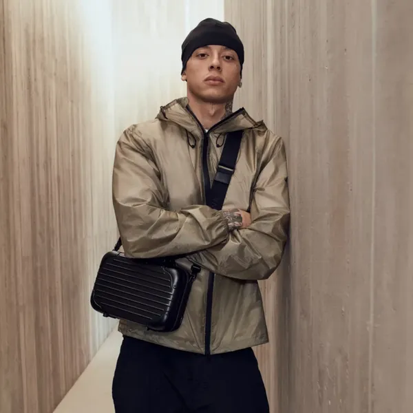 RIMOWA 推出鋁製 Original Bag