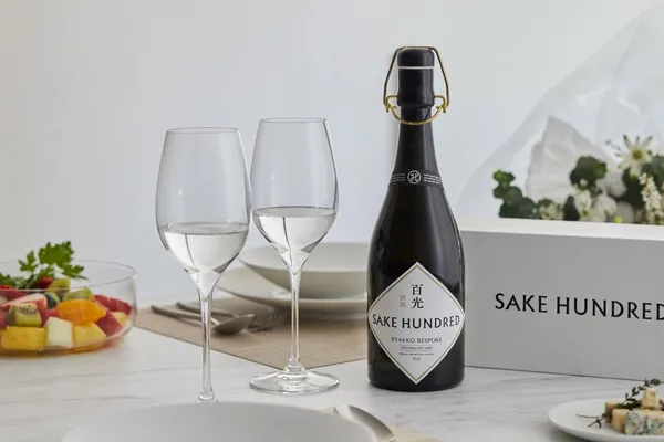 清酒 SAKE HUNDRED