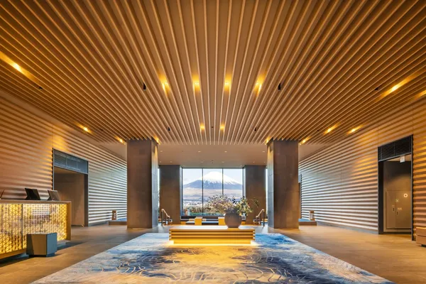 HOTEL CLAD