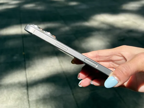 iPhone 16 Pro外型