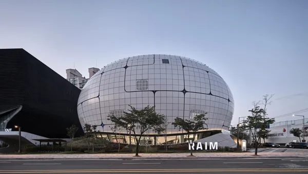 全球首座機器人 AI 博物館在首爾！土耳其建築團隊操刀：獨特球形設計，內部設有互動體驗區