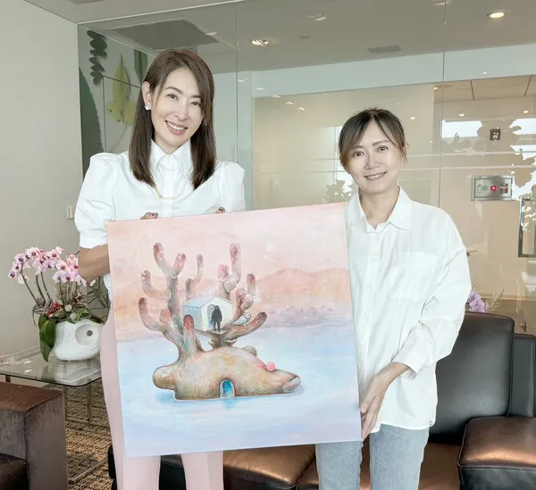 101 董座收藏！藝術家謝宜庭個展 《Little by Little》展到 11/2，以畫筆細膩編
