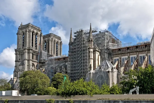 巴黎聖母院
