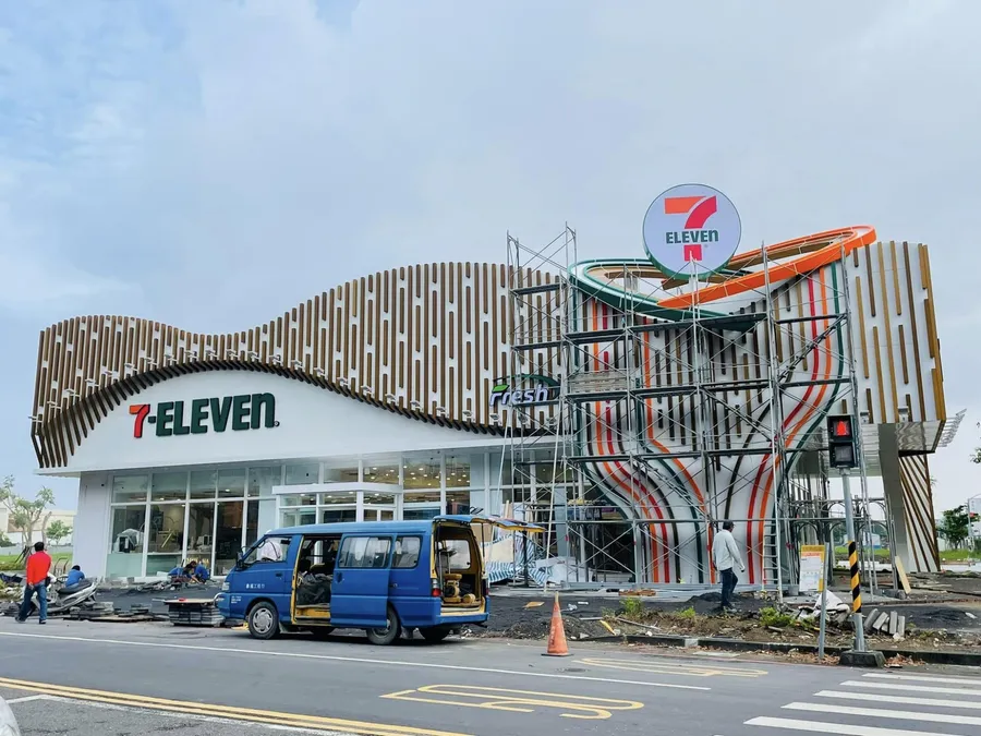 「高雄坪數最大小七要來了！」統一搶攻「類百貨」商機，南台灣熱鬧開打