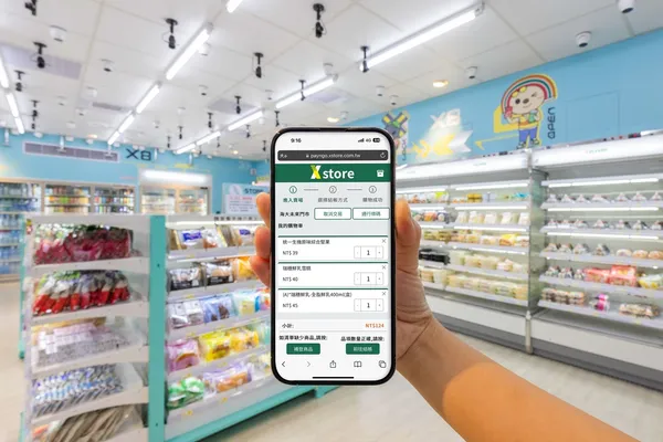 7-ELEVEN「X-STORE 8」