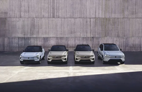 VOLVO 電動車圖 (2) (2).jpg