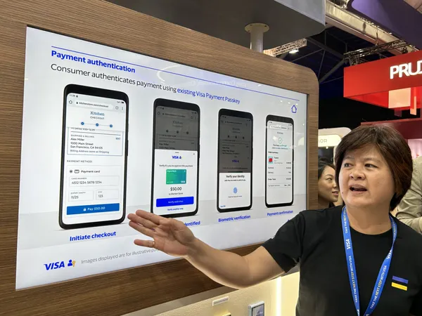 2024_Singapore_FinTech_Festival_Visa_Booth_Visa_pa