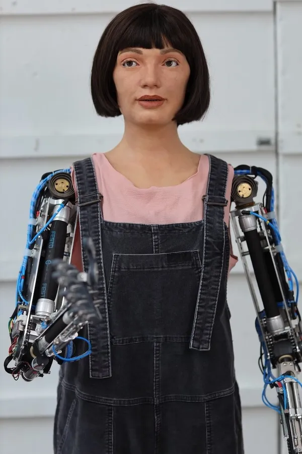 Ai-Da2.jpg