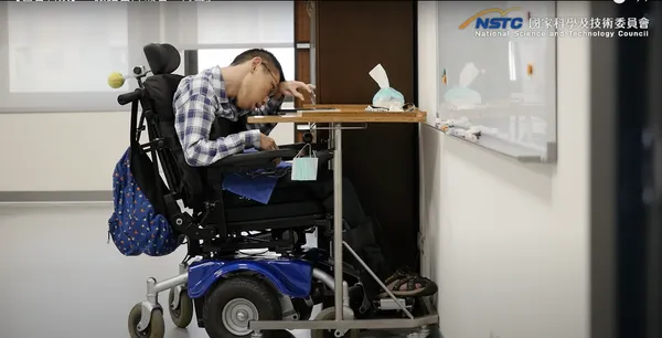 ntpu_黃瀚勳.jpg
