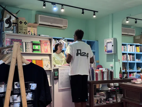 泰國另類書店散策！讓攝影藝術書、小誌、獨立刊物帶你認識泰國藝文出版場景