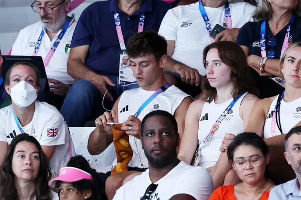 Tom Daley 針織個展