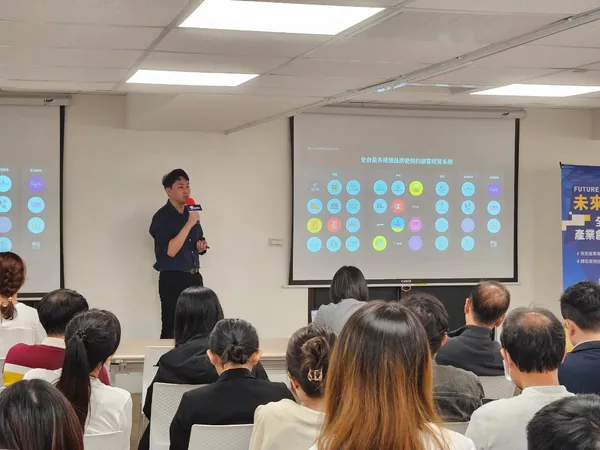 Ocard 創辦人暨執行長陳逸生