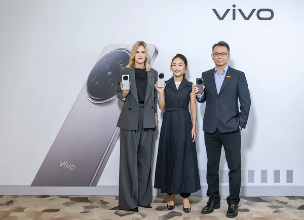 【vivo新聞照片02】vivo再次攜手聯發科技與蔡司推全新vivo雙冠旗艦X200系列,由左至右