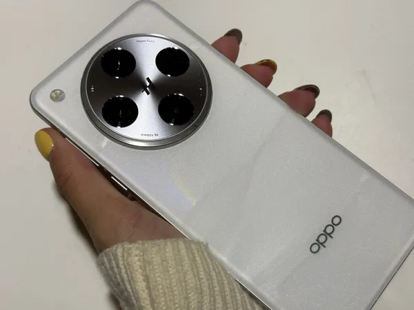 OPPO Find X8