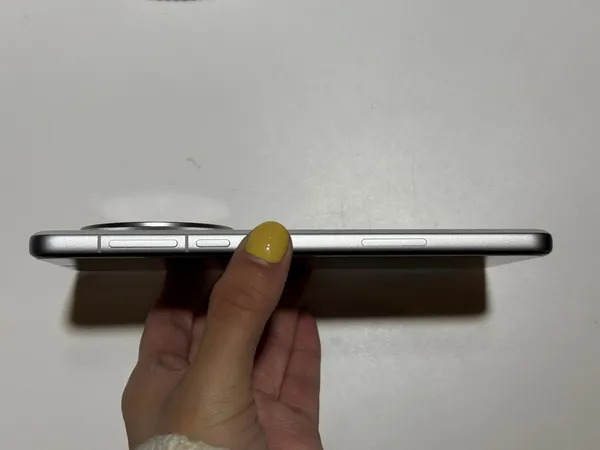 OPPO Find X8
