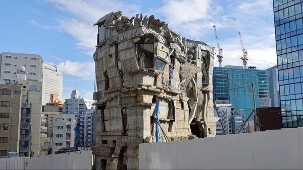 東京怪怪屋「蟻鱒鳶ル」引關注！建築師岡啟輔歷時 20 年打造，展現獨特建築美學與生命力