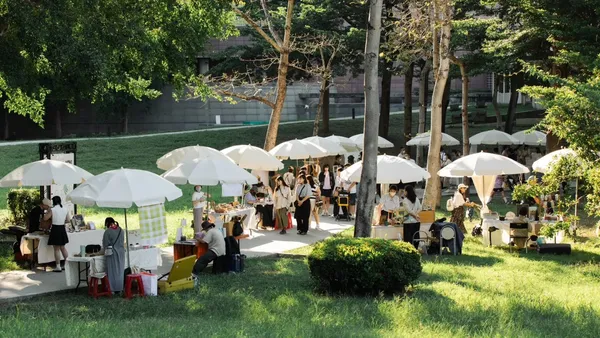 台中新據點！結合露營風格、市集與公園綠植，捷運旁的最新公園品牌「居市森駅」亮相
