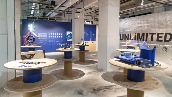 雙節棍成行動電源、藍牙音響竟不插電？走進《設計發電：2024 設計師企劃聯展》現場，感受設計與電力的創意能量