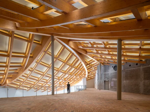 UCCA 陶美術館