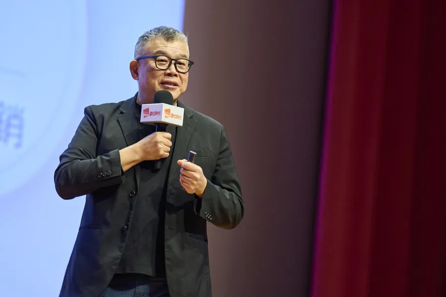MarTech年會｜AI代理如何為工作流加值？市場分析、文案⋯微軟3階段導入AI代理