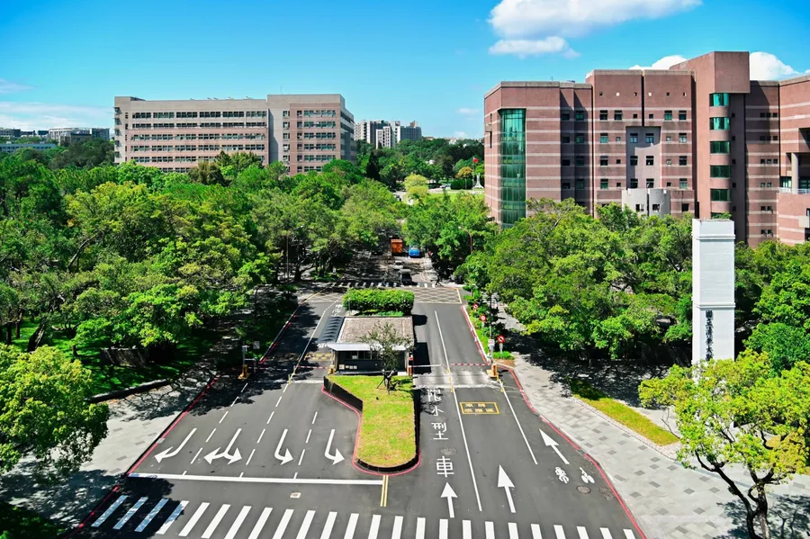 清大拍板整併中華大學！2025年將向教育部提計畫書：半導體學院將首批進駐