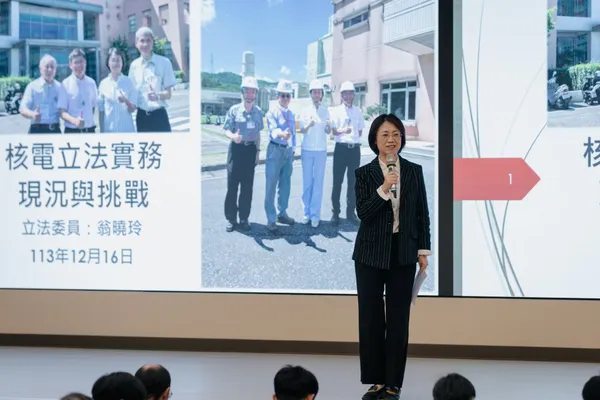 國民黨立法委員翁曉玲.JPG
