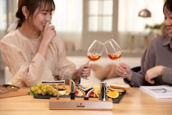2 金格_品酒s.jpg
