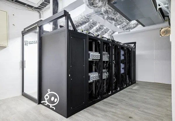 康斯特科技機房