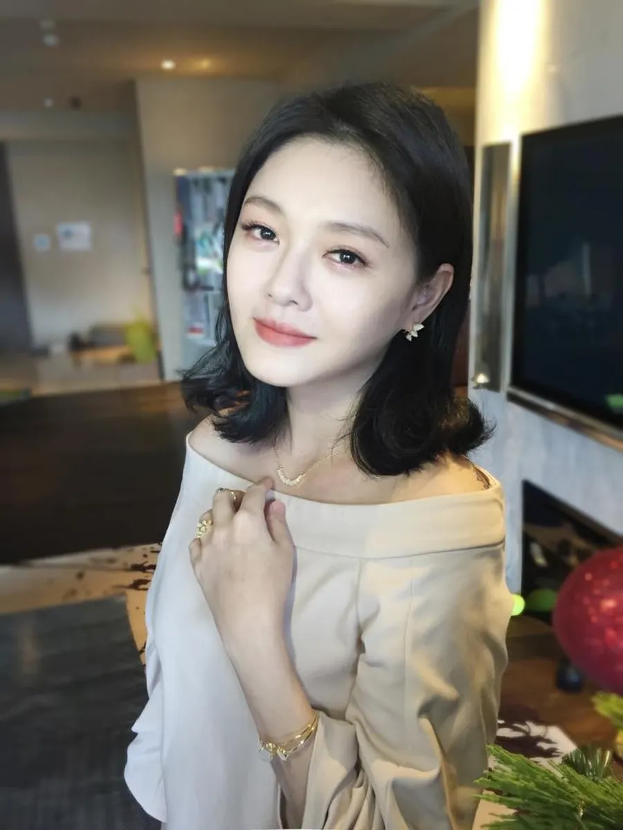 大S流感併發肺炎過世，享年48歲！小S悲慟：感恩這輩子能成為她的姊妹，彼此照顧、相伴