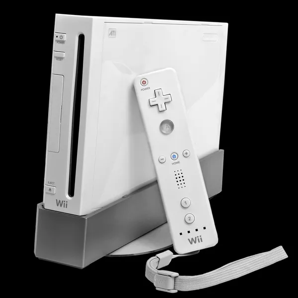 1080px-Wii-Console.jpg
