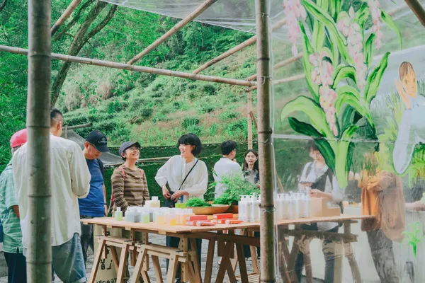 08、一日茶道 Teaory 攜手園藝治療師和陶雕塑藝術家，在茶山開一間「茶山裡有座春天美術館」.J