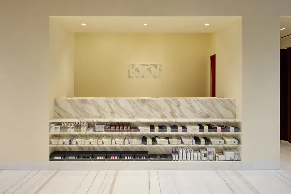 Kith Osaka 旗艦店