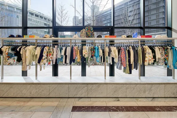 Kith Osaka 旗艦店