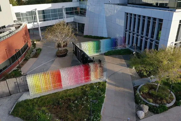 Emmanuelle Moureaux《100 colors no.52》