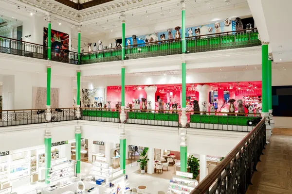 Le Bon Marché 變身狗狗藝術天堂