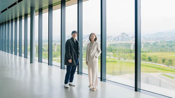 新北市美術館開館系列活動「光軸線：傾聽生機」：四大亮點、驚喜設計 4/26 登場，新北市文化局長 × 策展人林昆穎首曝幕後心境