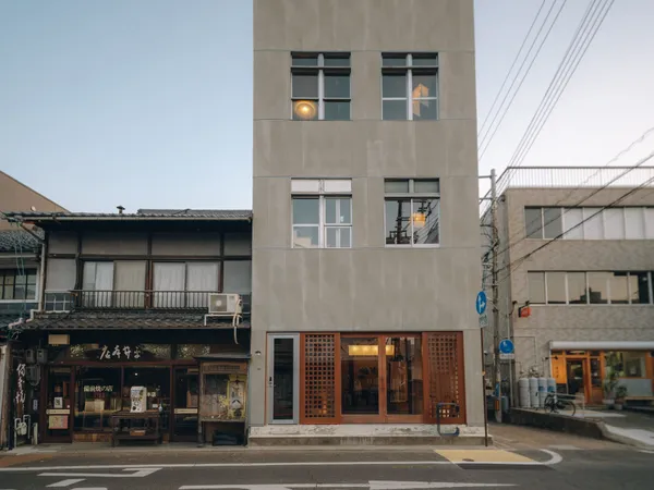 瀨戶內住宿推薦，位在岡山的設計旅店「C&C」
