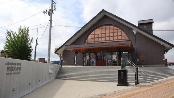 大館市打造「秋田犬之鄉」！重現百年澀谷站風華，忠犬八公文化地標正式啟用