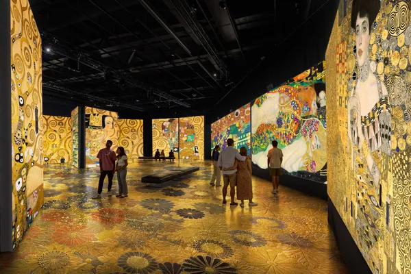 《Klimt Alive》沉浸式展覽