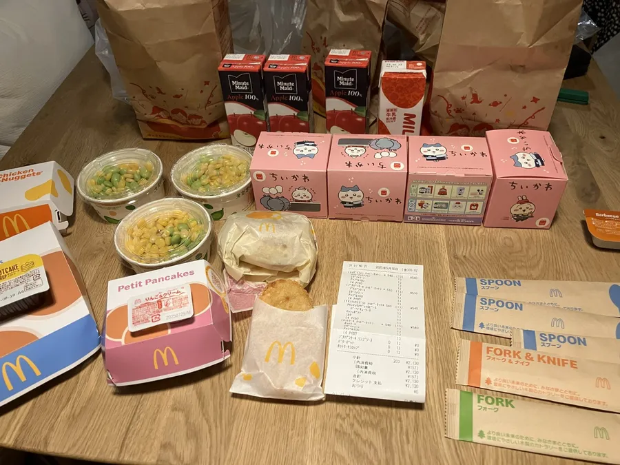 日本掀吉伊卡哇之亂！麥當勞漢堡、薯條⋯掉滿地沒人領：為何嚴重到商品販售擬喊卡？