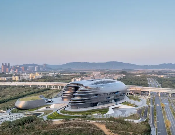 Zaha Hadid 生前遺作：深圳科技新館